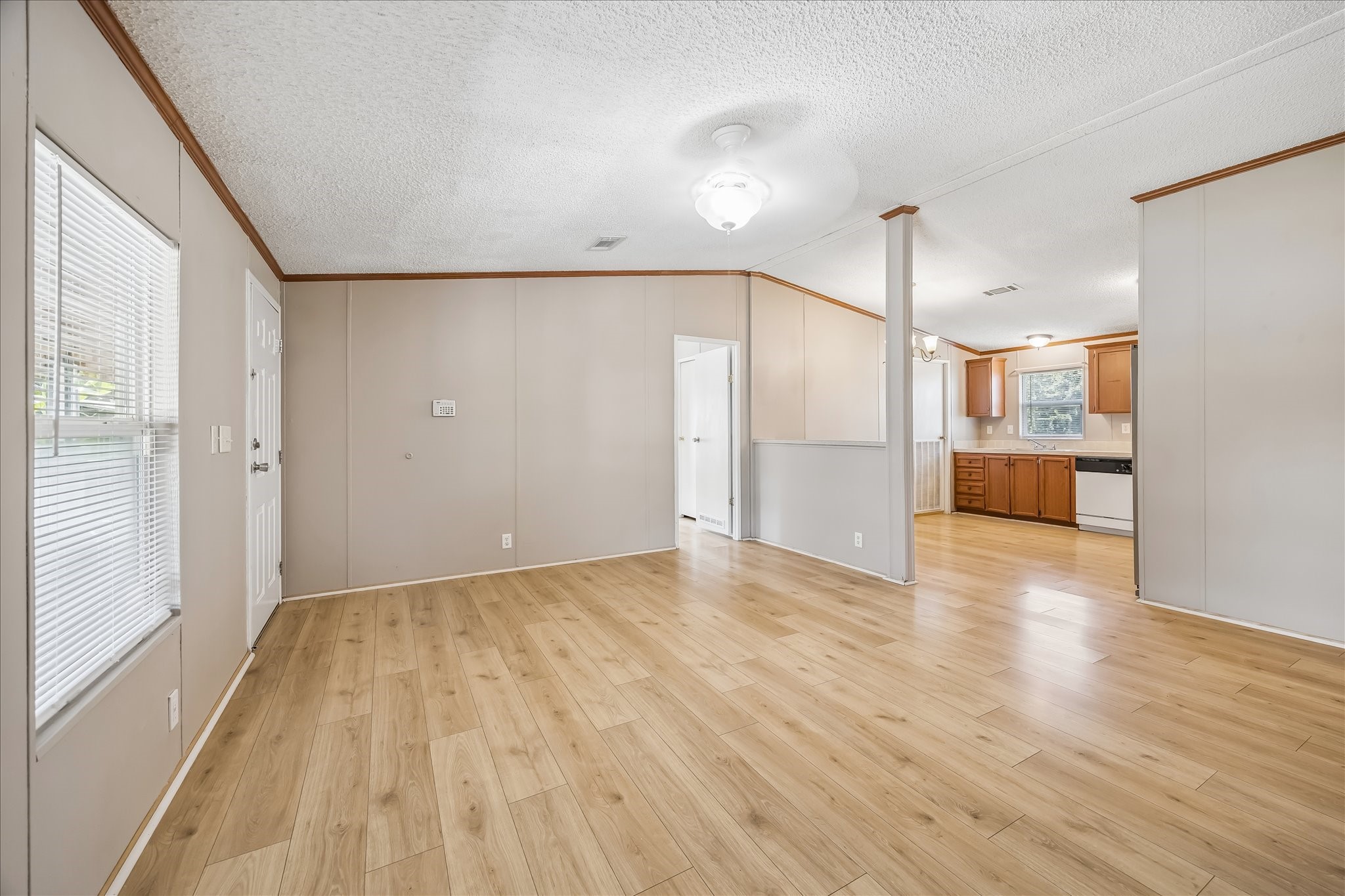 20635 Sleepy Hollow Spring, TX 77388 - Photo 9 of 20 Gallery Image 9