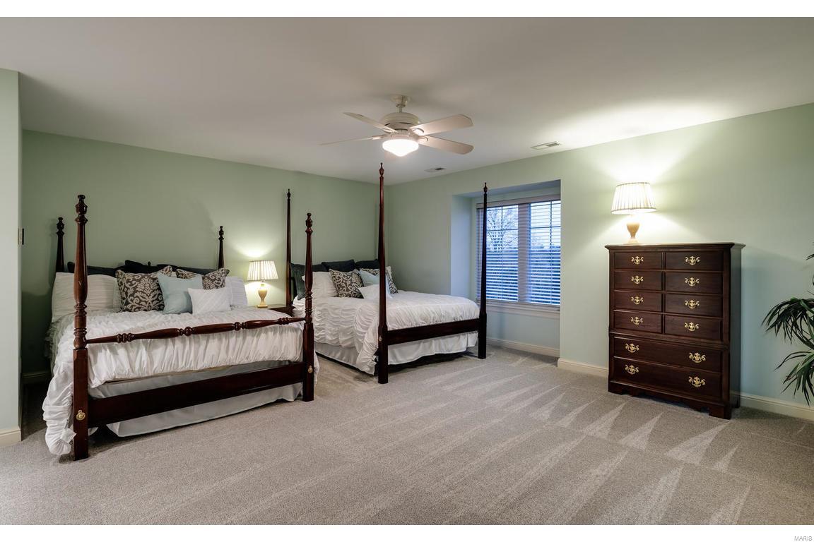 1427 Topping Road Town and Country, MO 63131 - Photo 28 of 33 Gallery Image 28