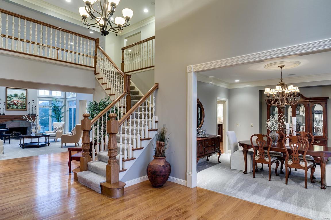 1427 Topping Road Town and Country, MO 63131 - Photo 10 of 33 Gallery Image 10