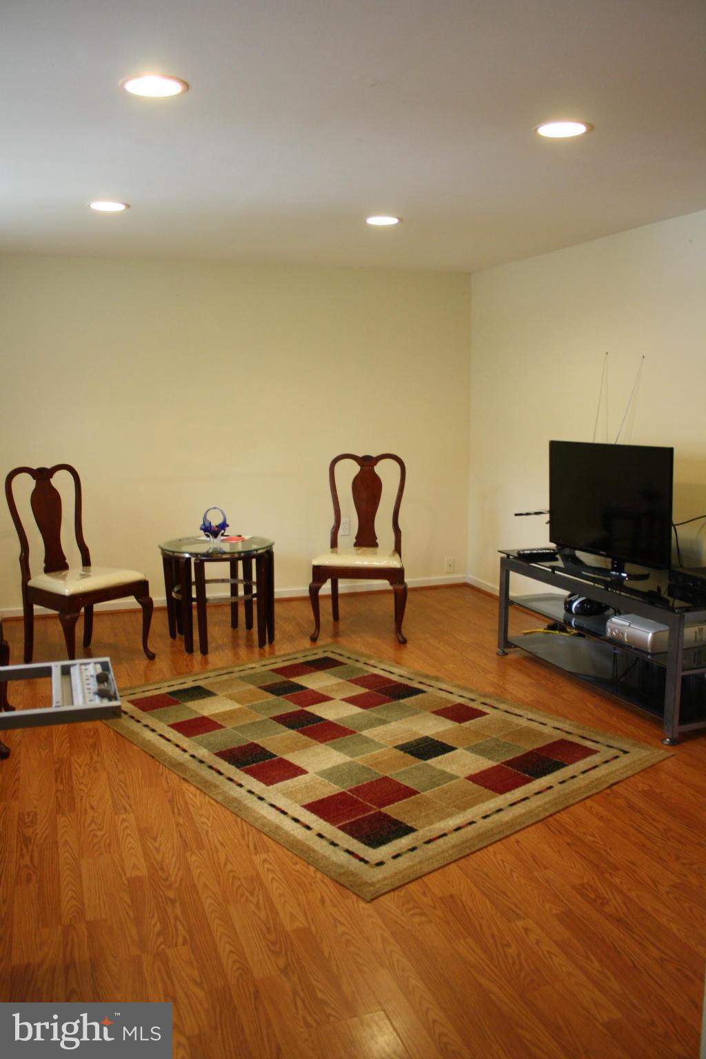 2303 Old Trail Drive Reston, VA 20191 - Photo 4 of 16 Living Room