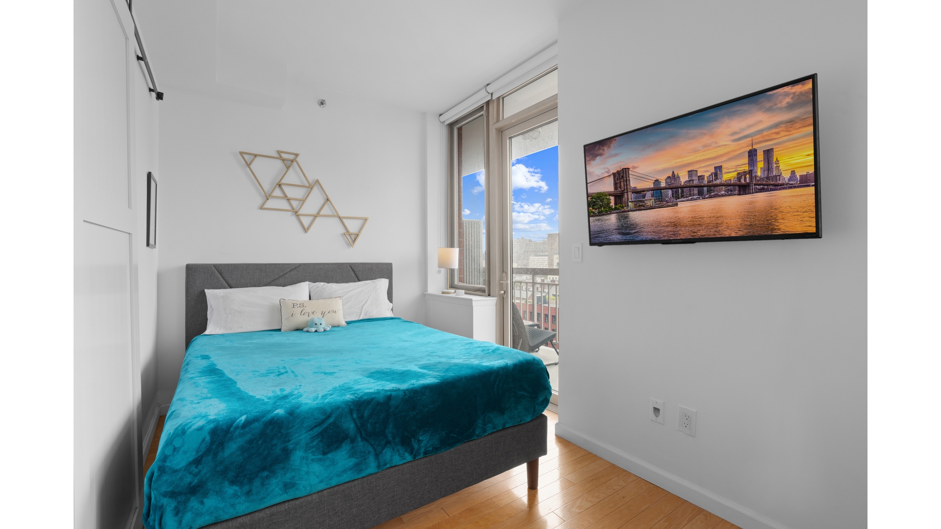 520 West 23rd Street, Unit 14A Manhattan, NY 10011 - Photo 4 of 9