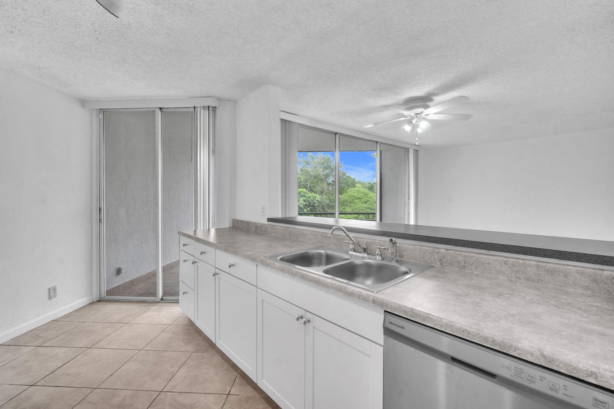 3100 North Pine Island Road, Unit 306 Sunrise, FL 33351 - Photo 4 of 27 Photo 4