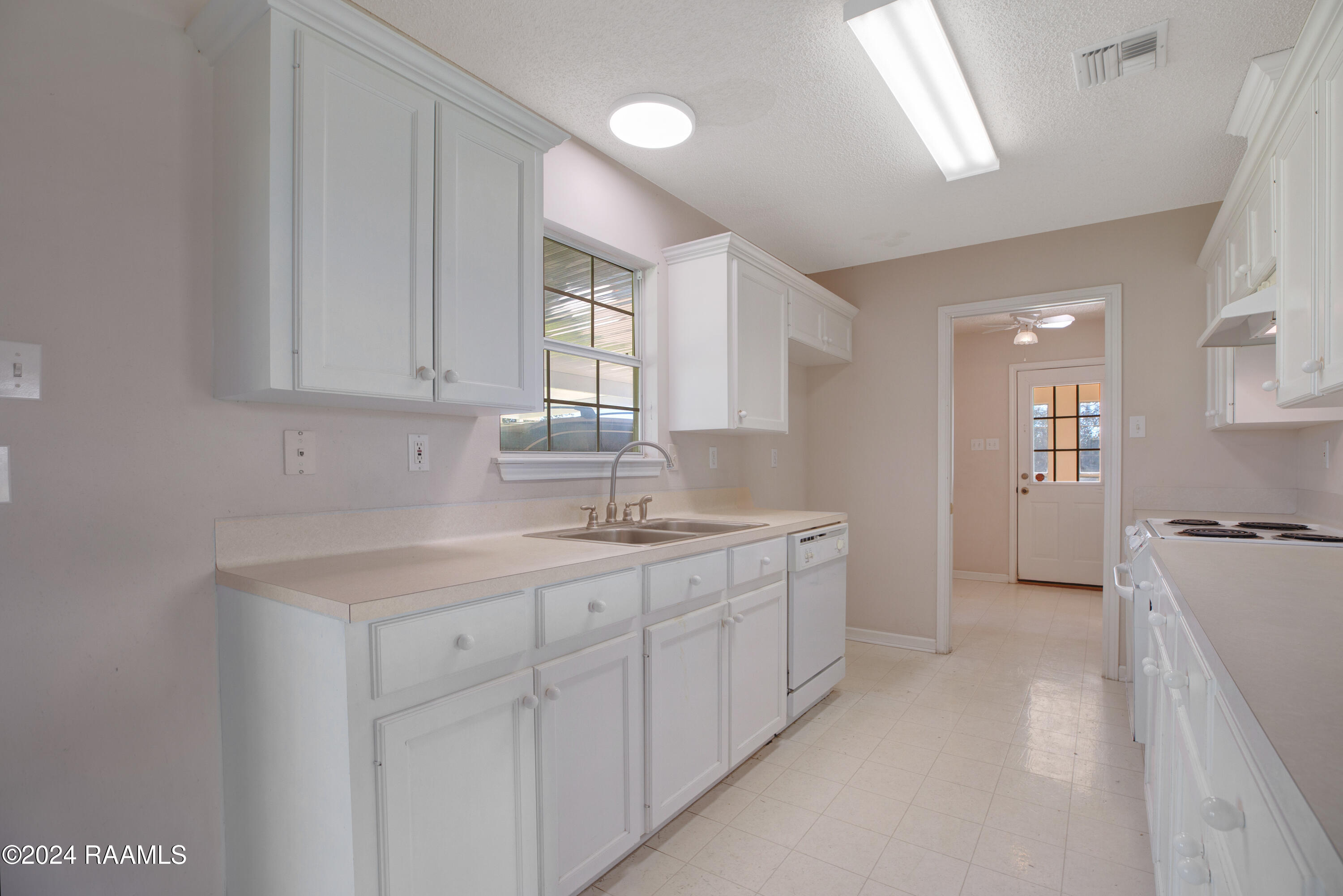 2113 Riceland Road Duson, LA 70529 - Photo 8 of 21 2113 Riceland-9