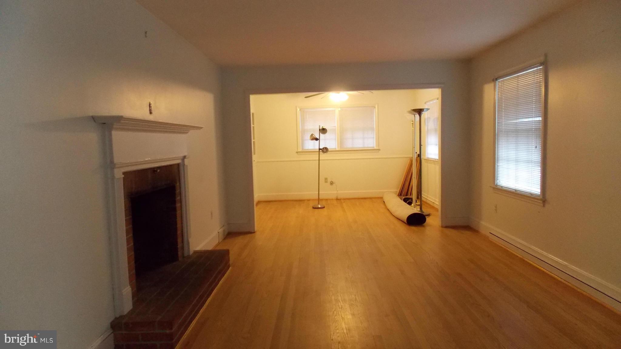 6402 Mt Phillip Road Frederick, MD 21703 - Photo 3 of 13 Living Room