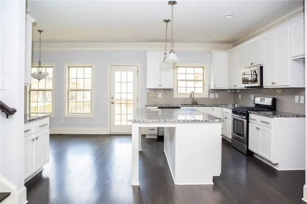 $3,100 | 1098 Willow Field Drive, Unit 19, Marietta, GA 30067