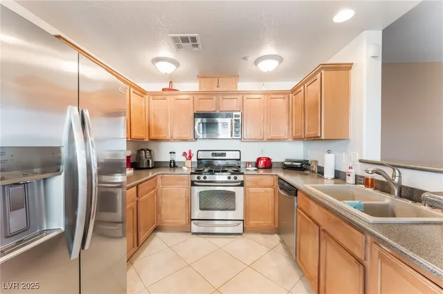 $218,000 | 6770 Caporetto Lane, Unit 102, North Las Vegas, NV 89084