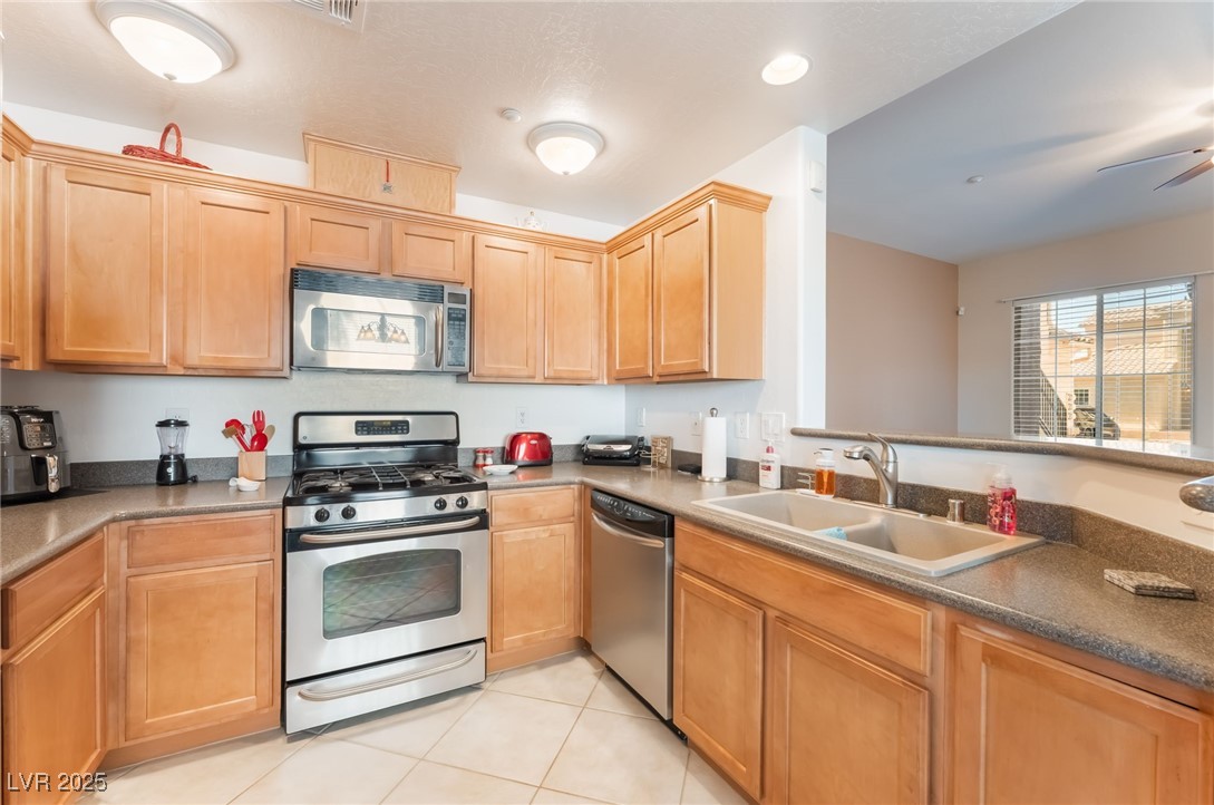 6770 Caporetto Lane, Unit 102 North Las Vegas, NV 89084 - Photo 7 of 27