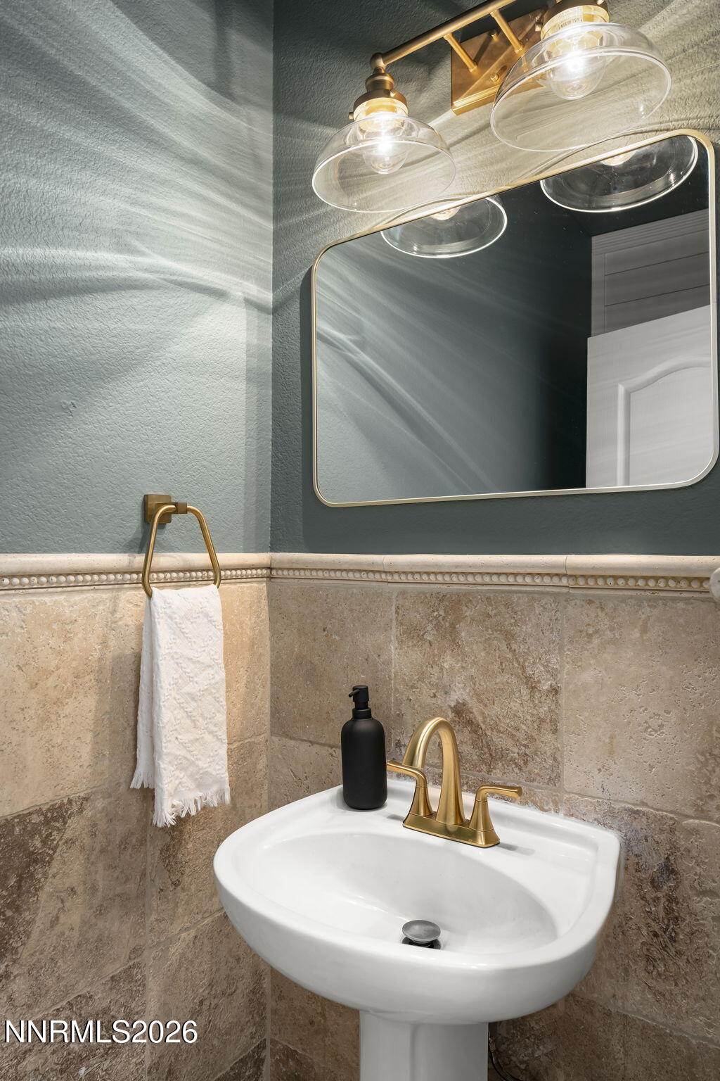 5725 Stillmeadow Court Reno, NV 89502 - Photo 25 of 64 33-web-or-mls-_DSC9510