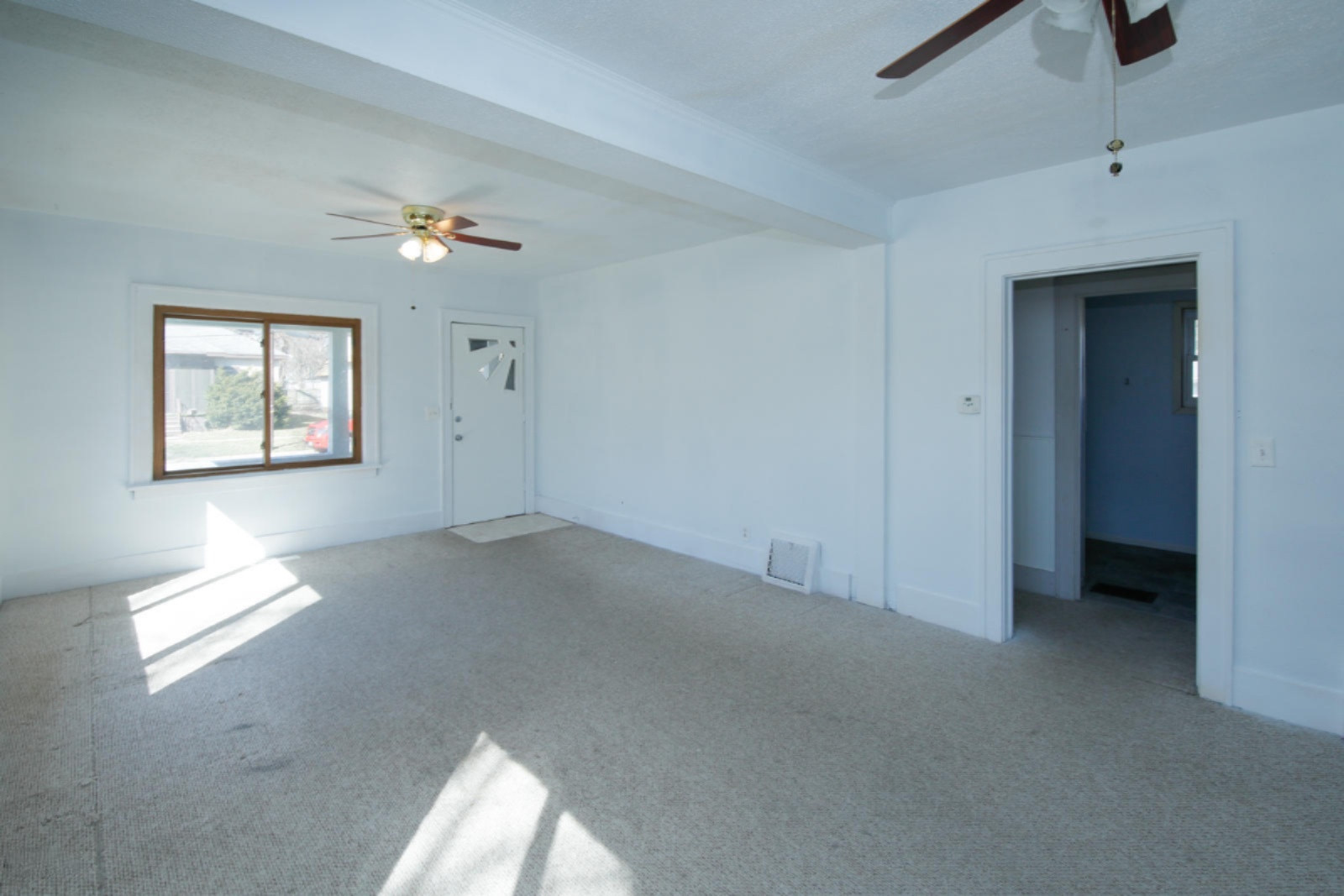 618 Constantine Street Three Rivers, MI 49093 - Photo 5 of 21 618 Constantine St-105