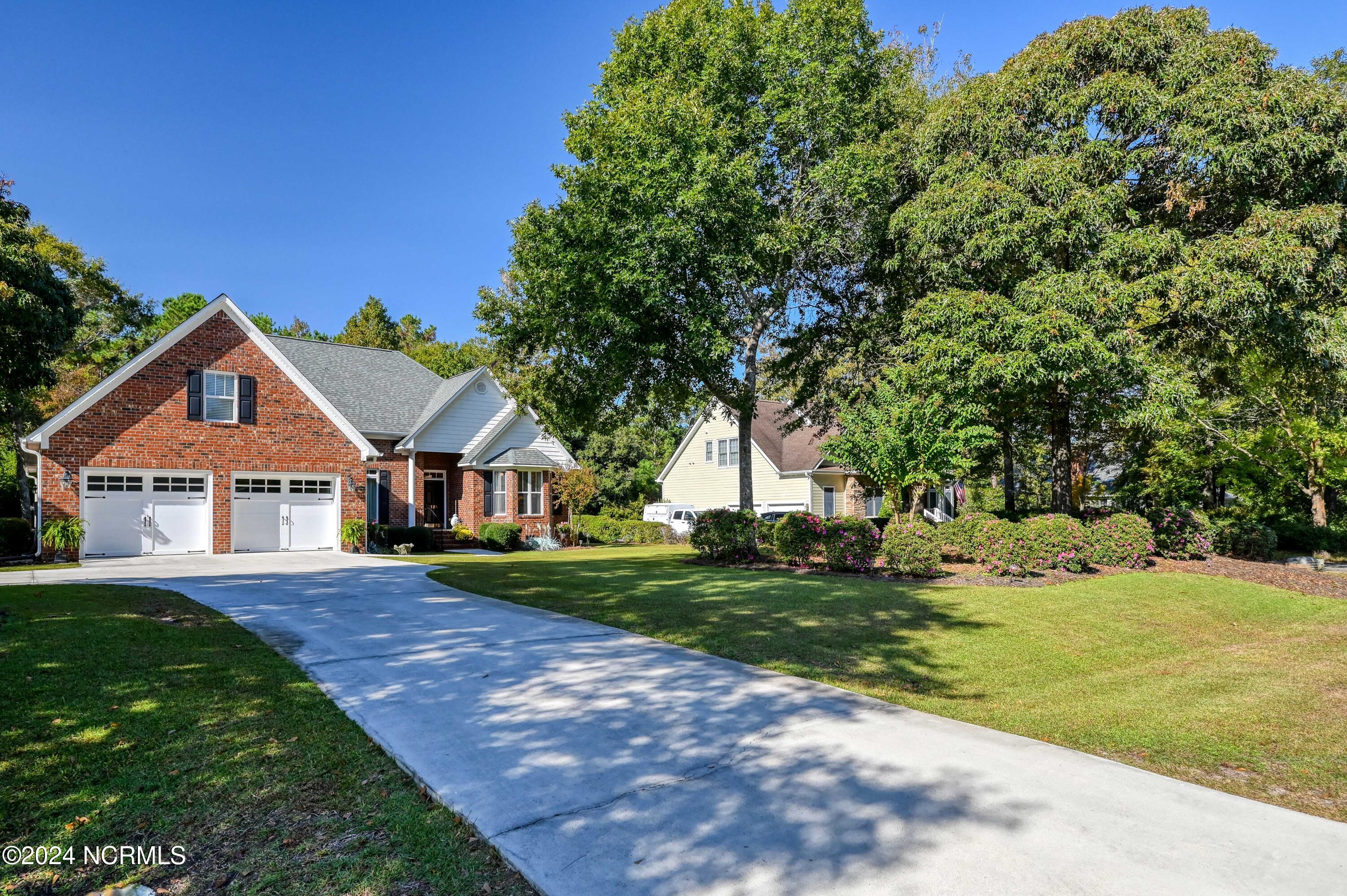 124 Olde Point Road Hampstead, NC 28443 - Photo 2 of 54 43