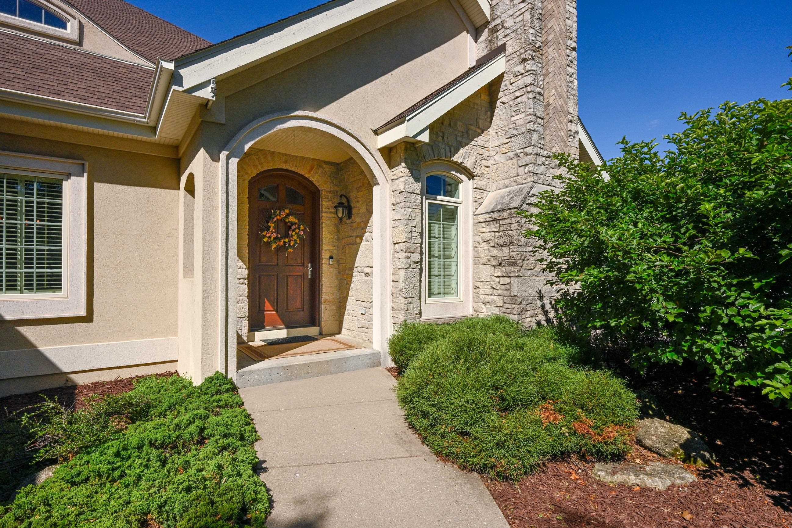 817 Hidden Cave Road Madison, WI 53717 - Photo 2 of 24
