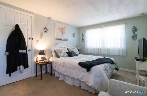 $399,900 | 1326 Meriden Avenue, Southington, CT 06489