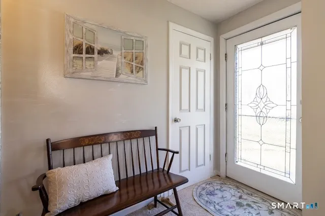 $420,000 | 1326 Meriden Avenue, Southington, CT 06489