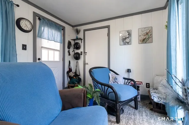 $420,000 | 1326 Meriden Avenue, Southington, CT 06489