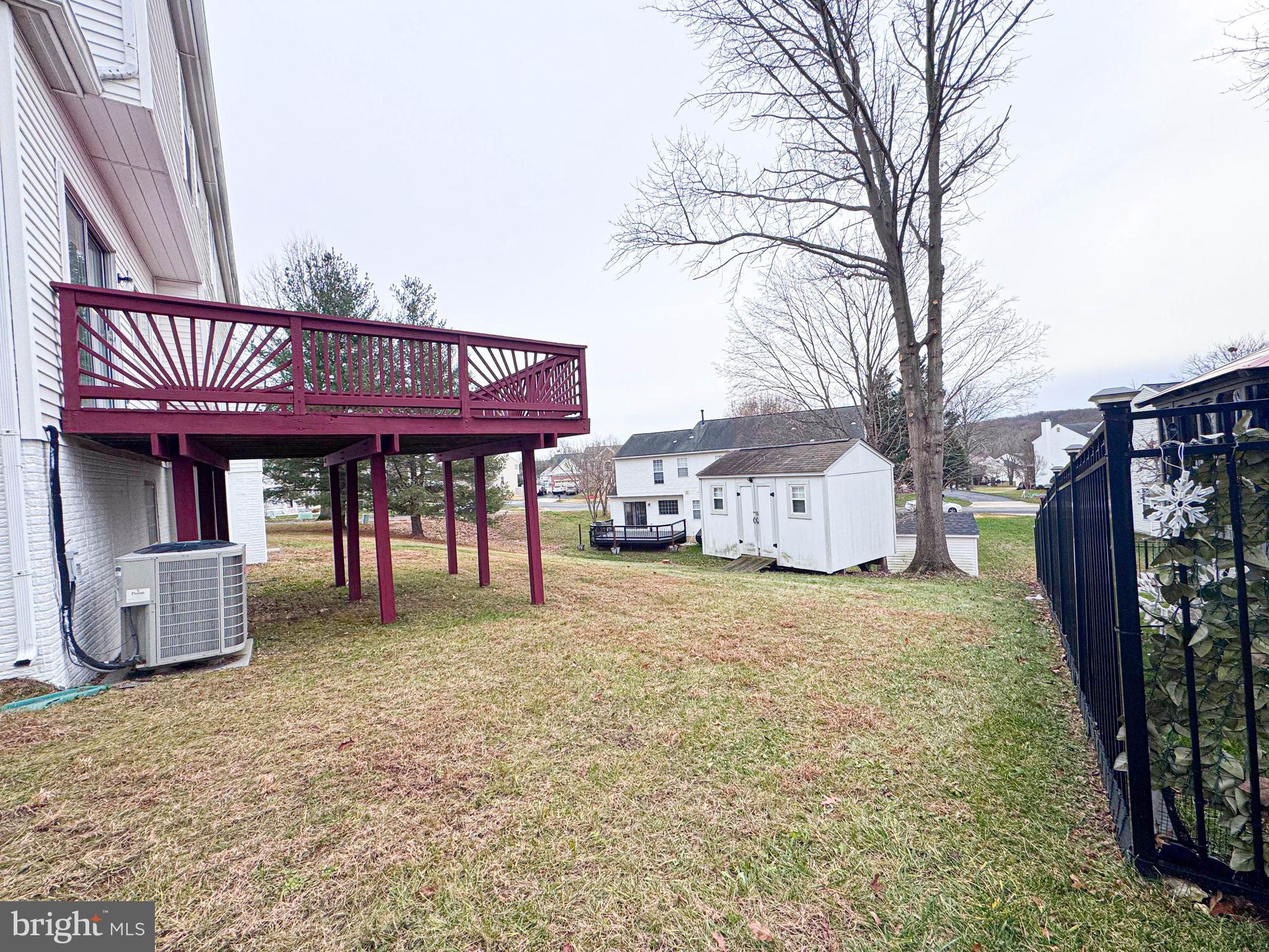 3411 Kidder Road Clinton, MD 20735 - Photo 33 of 95 Side Yard