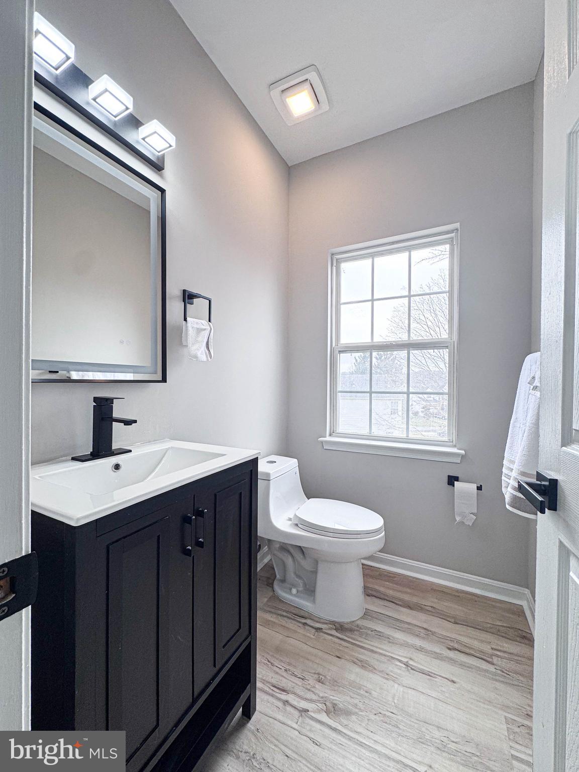 3411 Kidder Road Clinton, MD 20735 - Photo 33 of 90 Main Level Half Bath 4