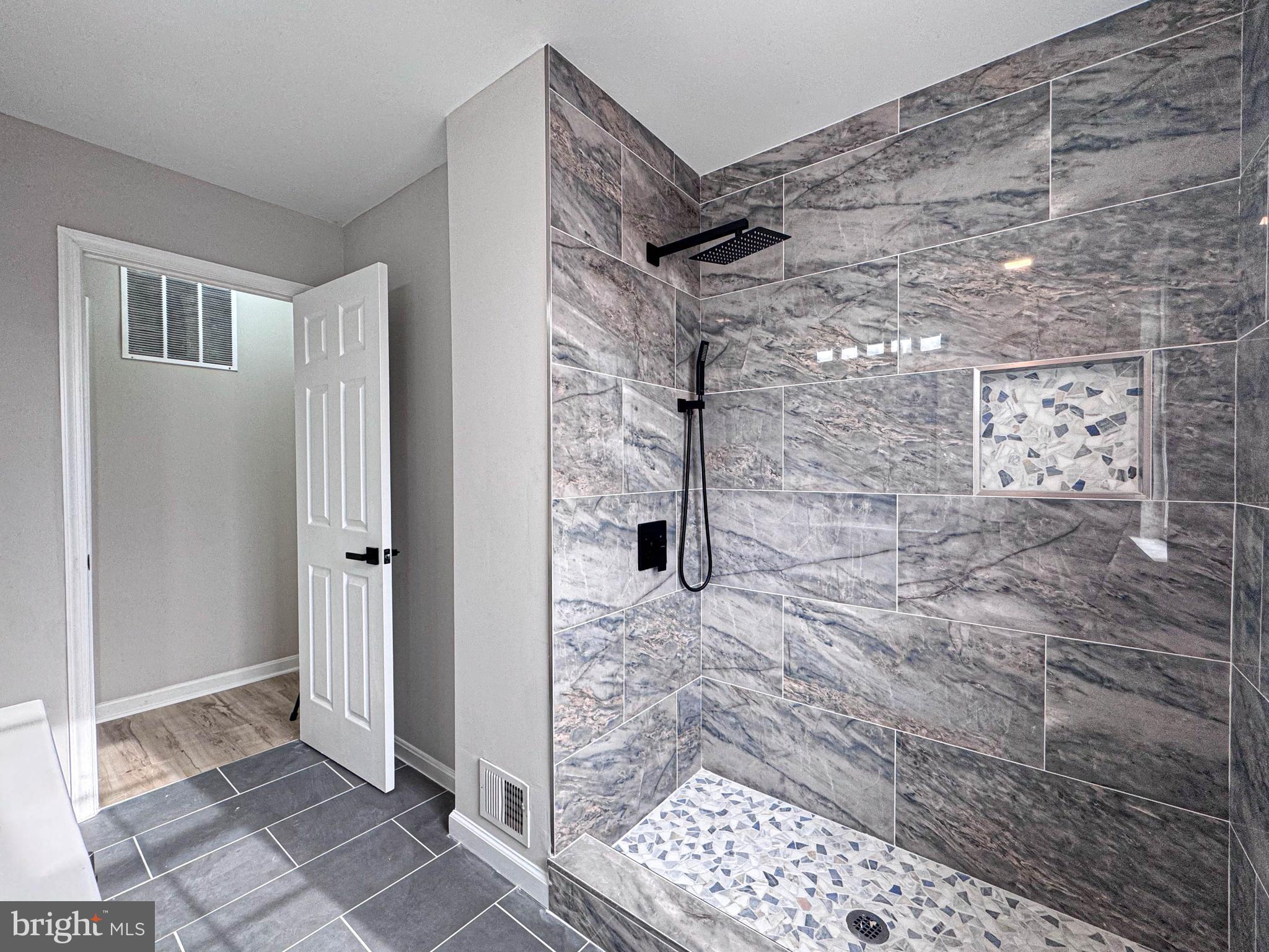 3411 Kidder Road Clinton, MD 20735 - Photo 57 of 90 Upper Level Bath 2