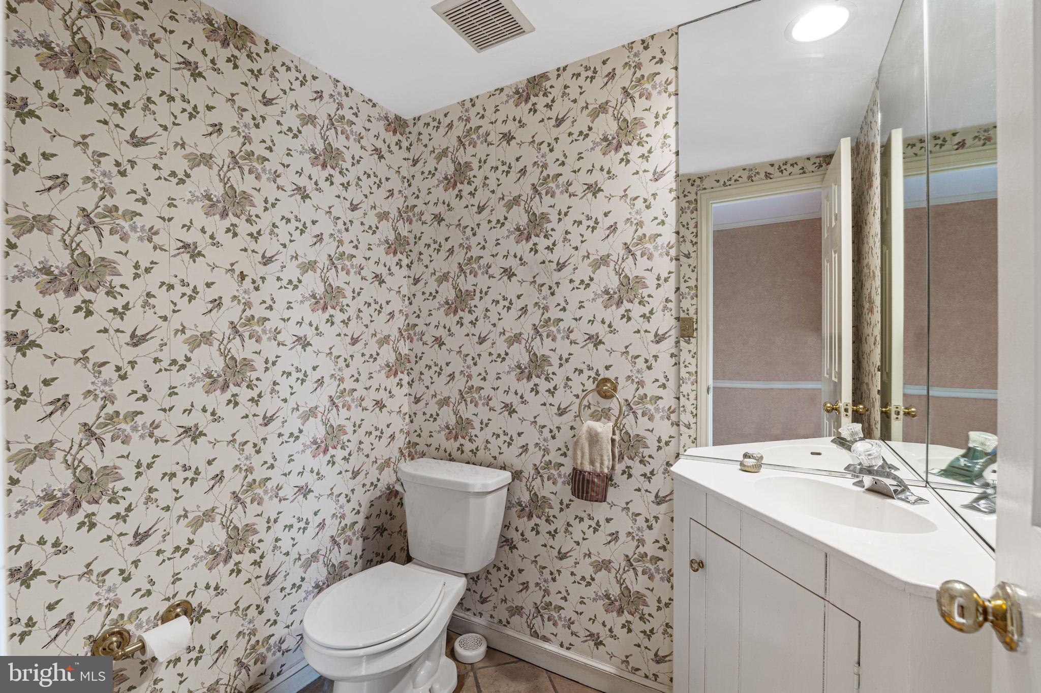 29 Sugar Knoll Drive Devon, PA 19333 - Photo 15 of 39