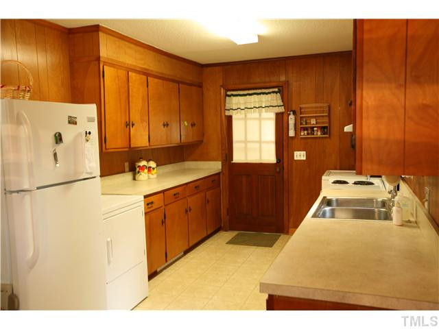 2709 Duke Homestead Road Durham, NC 27705 - Photo 4 of 15 Photo 4