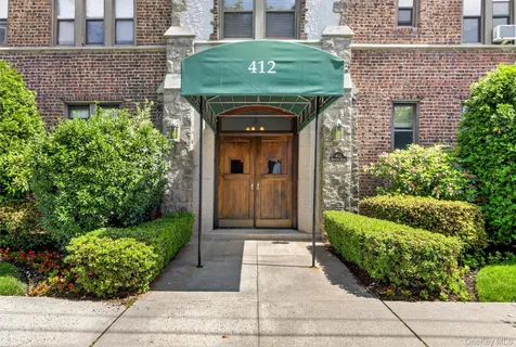 $255,000 | 412 Munro Avenue, Unit 4F, Mamaroneck, NY 10543