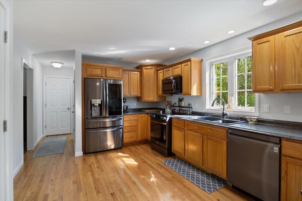 159 Warner Hill Road Derry, NH 03038 - Photo 33 of 34