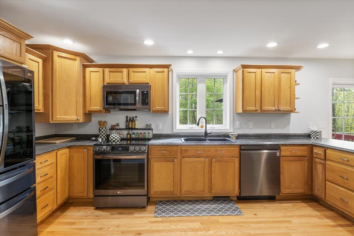 159 Warner Hill Road Derry, NH 03038 - Photo 34 of 34