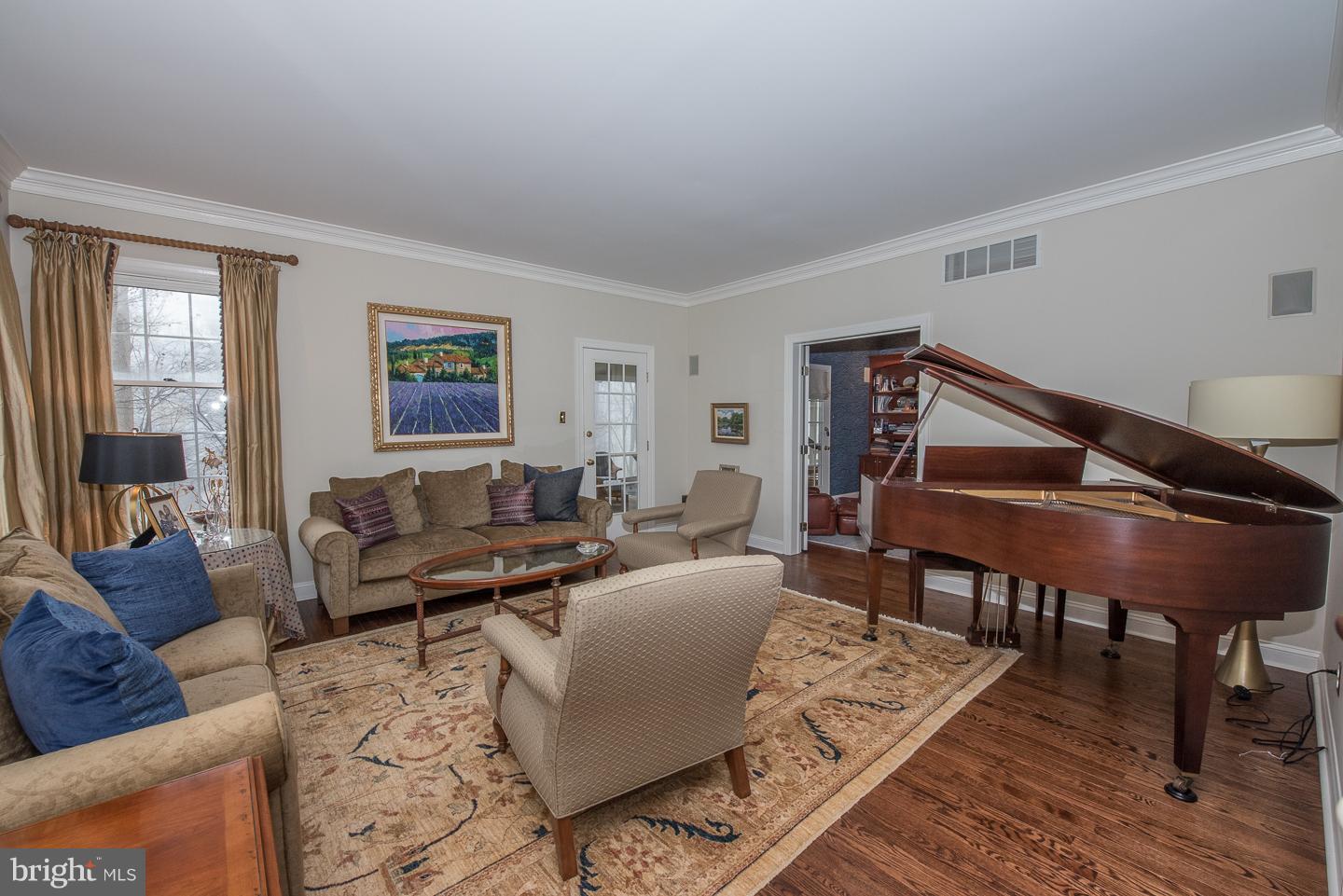 205 Pugh Road Wayne, PA 19087 - Photo 3 of 27