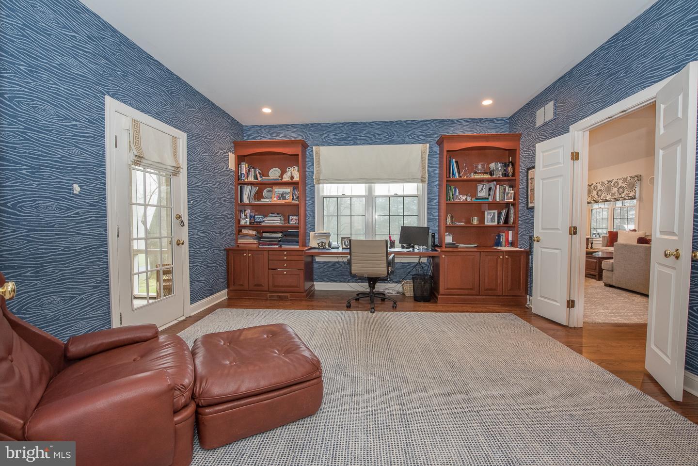 205 Pugh Road Wayne, PA 19087 - Photo 9 of 27 Built in custom cabinets