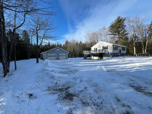 $199,000 | 400 Poplar Street, Millinocket, ME 04462