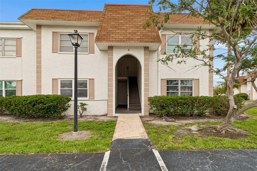 239 South McMullen Booth Road, Unit 37 Clearwater, FL 33759 - Photo 1 of 35