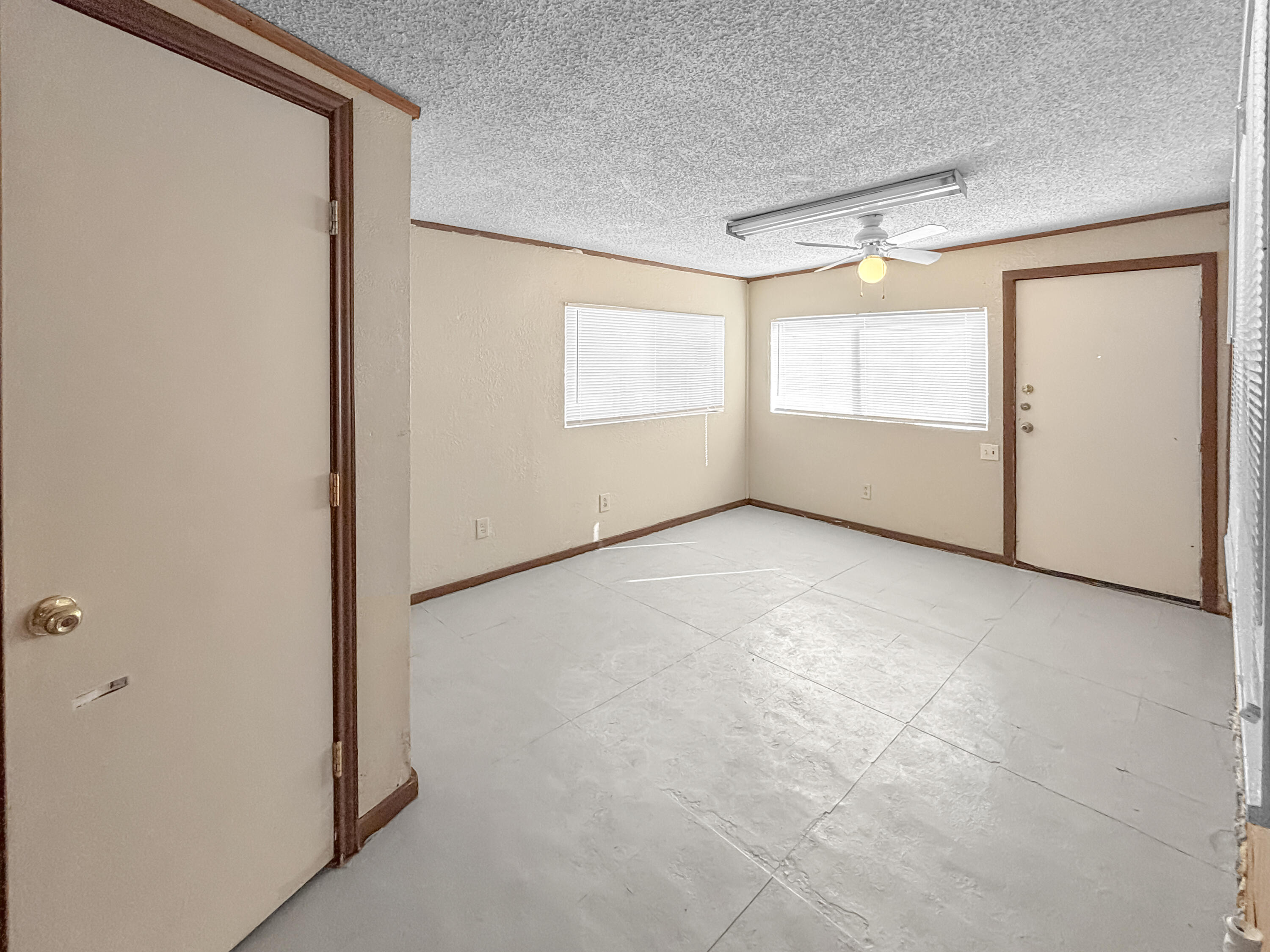 4411 45th Street Lubbock, TX 79414 - Photo 37 of 44 IMG_5625