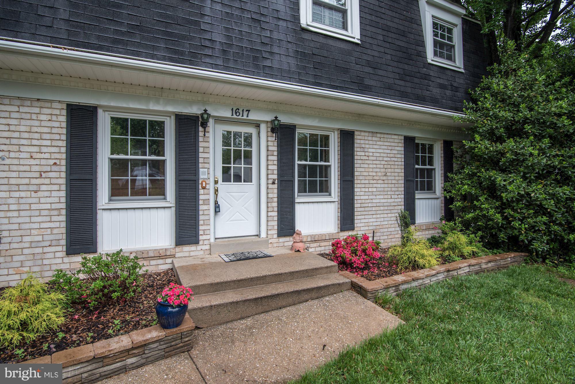 1617 Arbor View Road Silver Spring, MD 20902 - Photo 5 of 30 Exterior (Front)