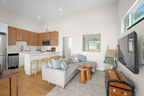 $2,125,000 | 4404 Voltaire Street, San Diego, CA 92107