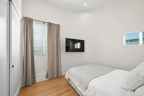 $2,125,000 | 4404 Voltaire Street, San Diego, CA 92107