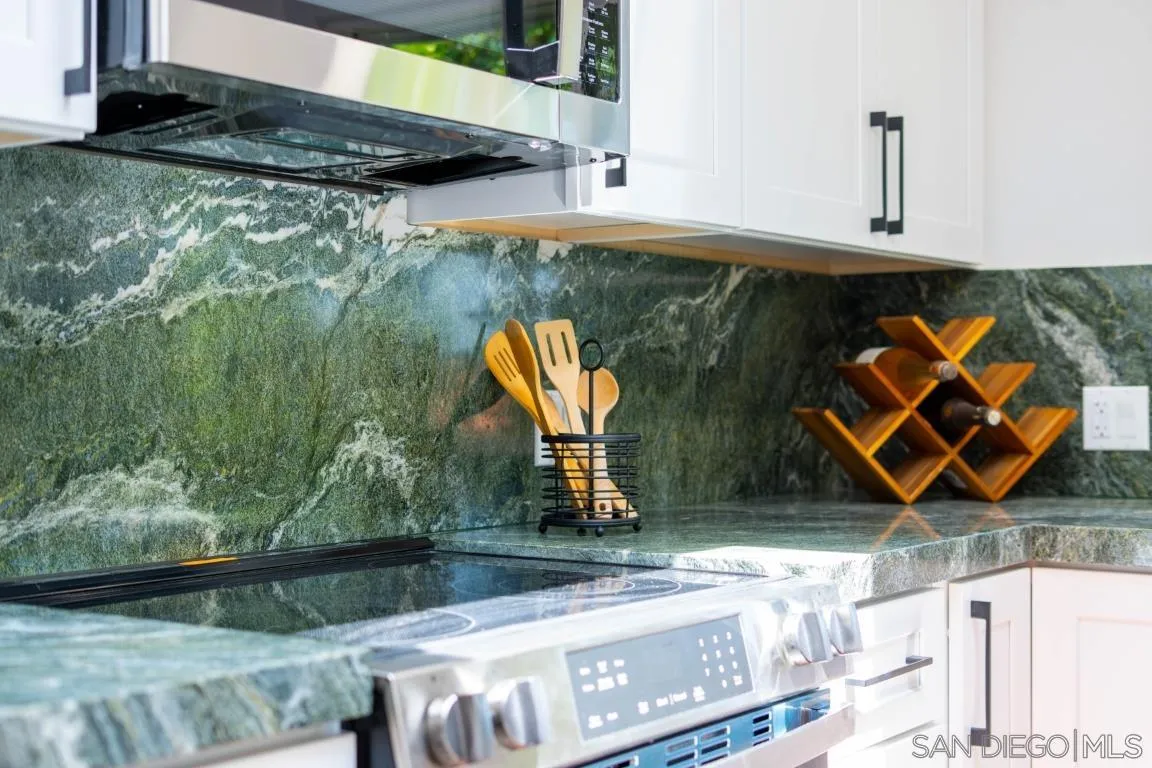 907 Ridge Heights Drive Fallbrook, CA 92028 - Photo 11 of 70