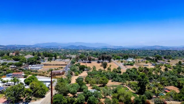 $924,999 | 907 Ridge Heights Drive, Fallbrook, CA 92028
