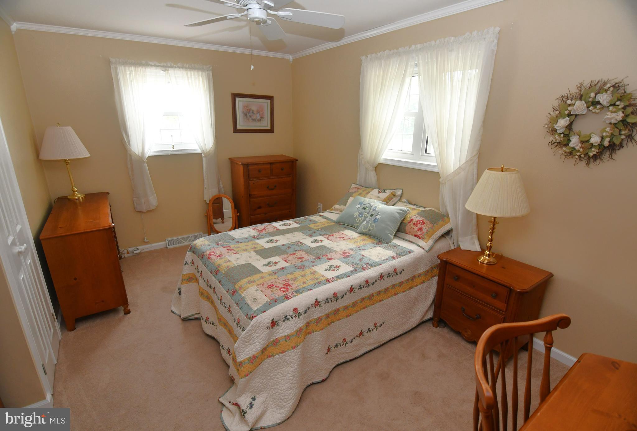 811 Phillips Road Warminster, PA 18974 - Photo 15 of 33 2nd Bedroom