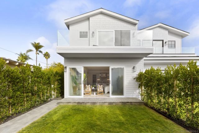 $3,650,000 | 7216 Fay Avenue, La Jolla, CA 92037