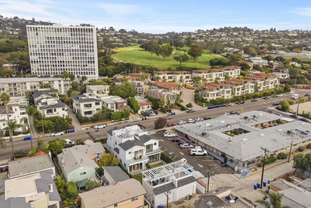 $3,650,000 | 7216 Fay Avenue, La Jolla, CA 92037