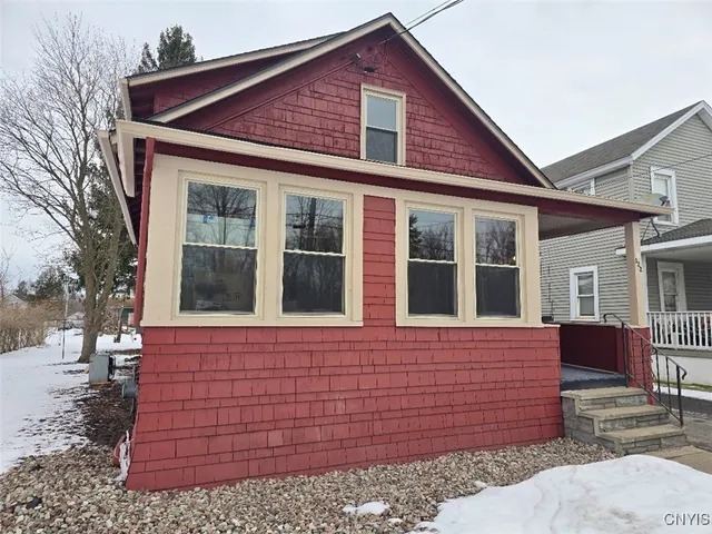 $179,900 | 322 Canal Street, Lenox, NY 13032