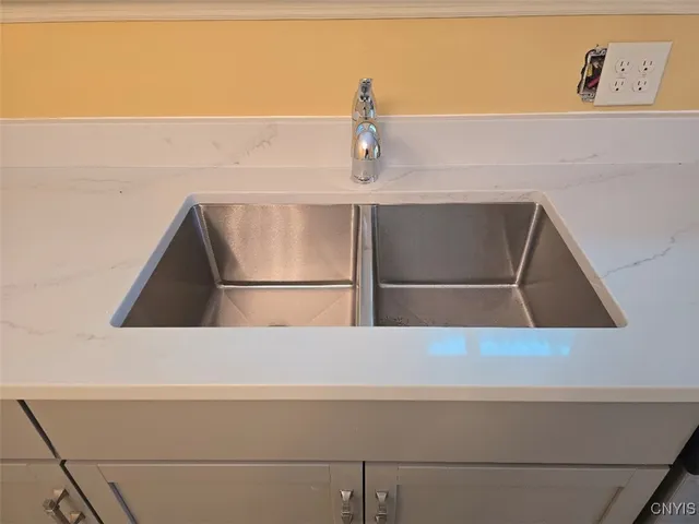 $179,900 | 322 Canal Street, Lenox, NY 13032