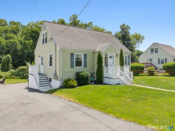 $550,000 | 30 Lansing Avenue, Trumbull, CT 06611