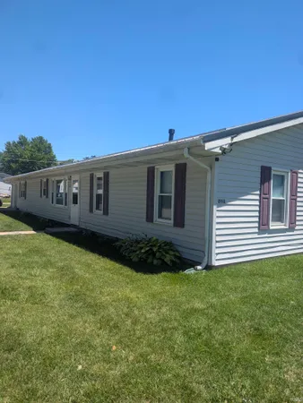 $165,000 | 2152 North Waugh Street, Kokomo, IN 46901