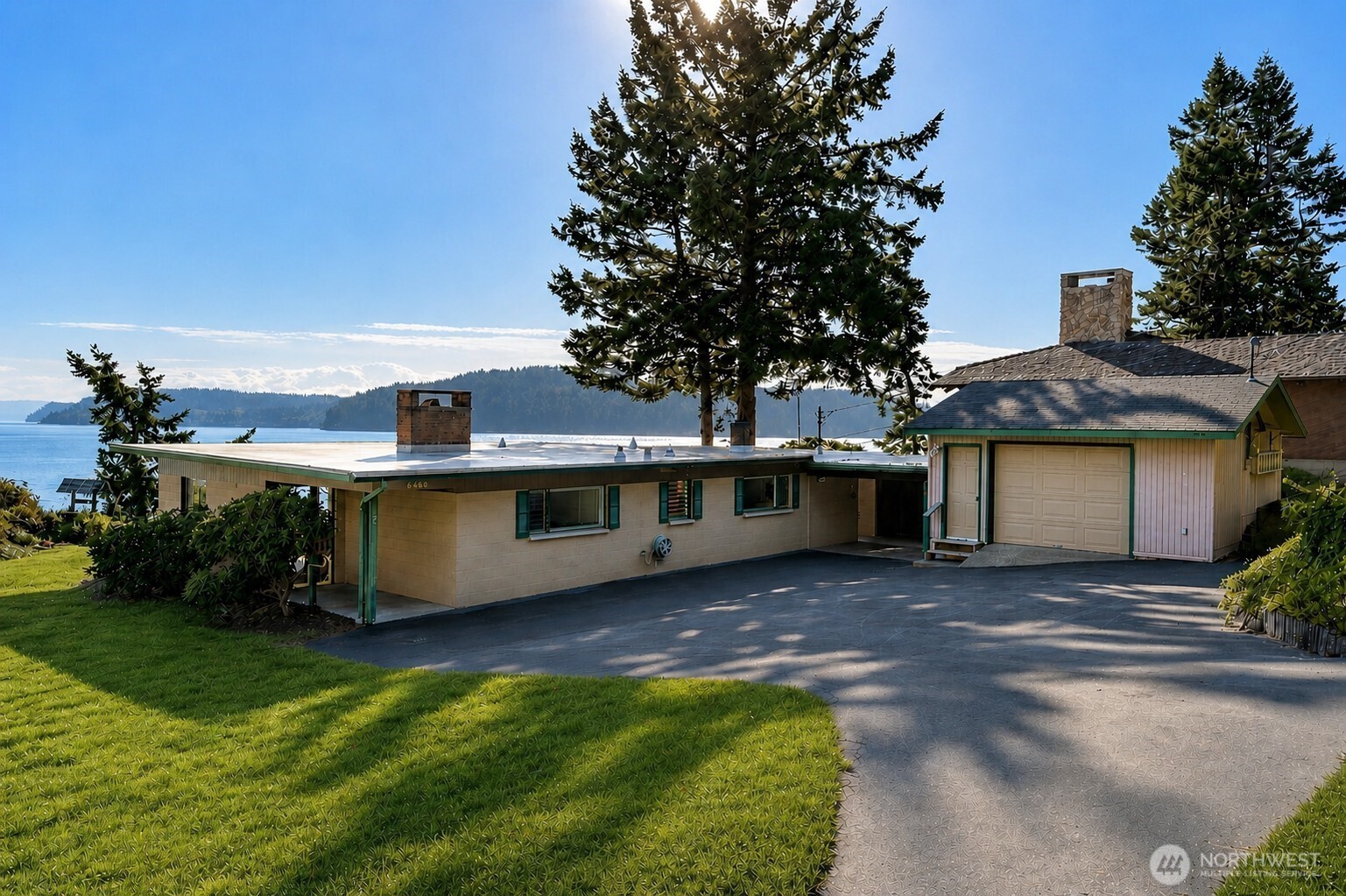 6860 Salmon Beach Road Anacortes, WA 98221 - Photo 4 of 32