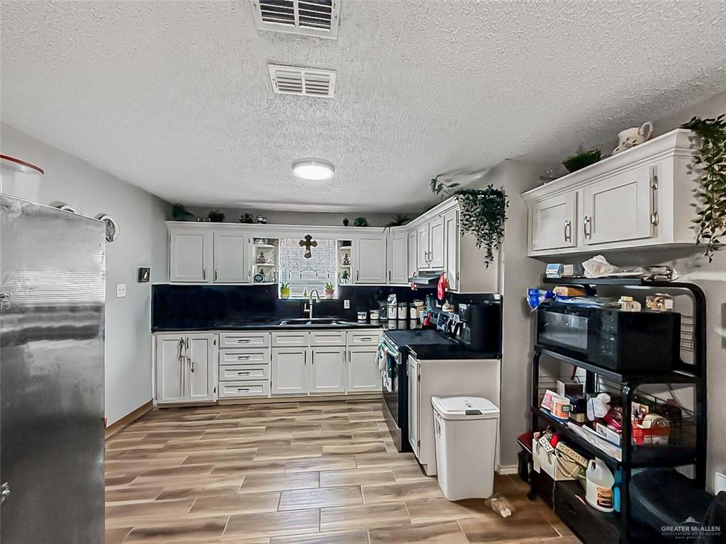 5605 North Sugar Road Pharr, TX 78577 - Photo 7 of 16