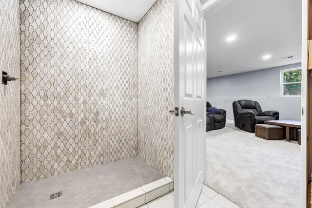 $519,900 | 318 South Webster Avenue, De Pere, WI 54115