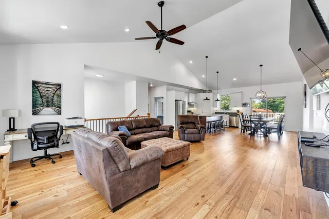 $519,900 | 318 South Webster Avenue, De Pere, WI 54115