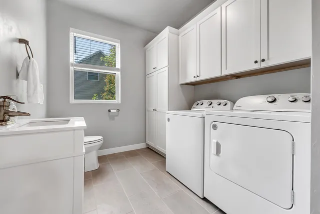 $519,900 | 318 South Webster Avenue, De Pere, WI 54115