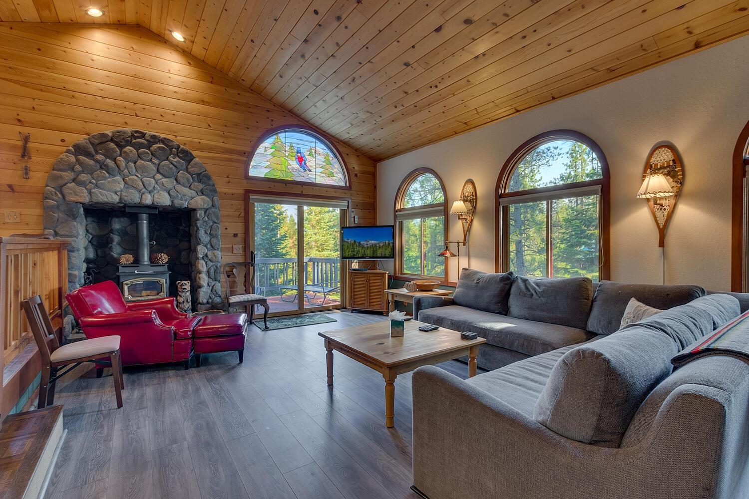 11531 Baden Road Truckee, CA 96161 - Photo 4 of 21 Gallery Image 4