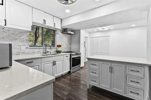 $299,999 | 6363 Brandywine Trail, Peachtree Corners, GA 30092